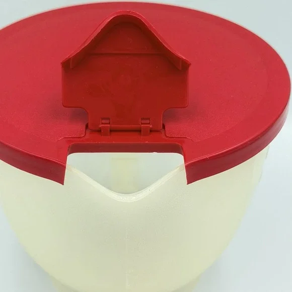 VTG Tupperware Batter Mixer Dispenser Pitcher 4 Cup Red Lid Kitchen - Picture 5 of 8